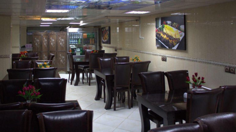 رستوران 2 هتل آراد تهران